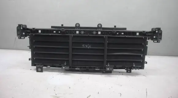 Porsche Cayenne (9Y0 9Y3) Intercooler air channel guide 9Y0806255D