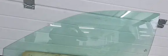 Audi S5 F5 Front door window glass four-door 8W6845201