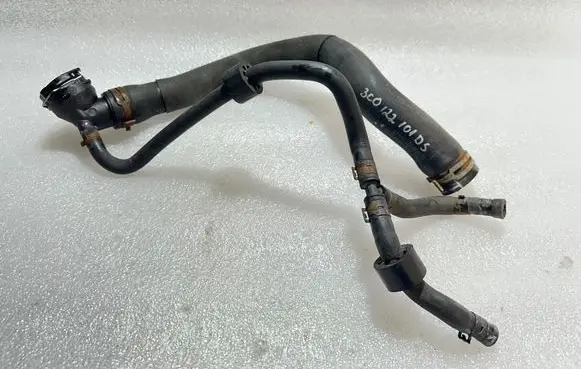 Volkswagen PASSAT B6 Engine coolant pipe/hose 3C0122101DS 1K0122447GJ