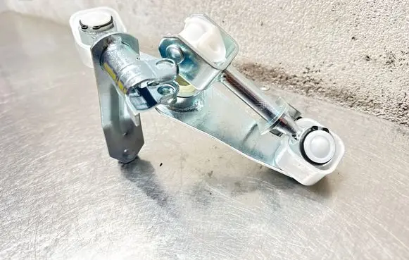 Opel Corsa C Gear shifter/selector K00W013AKN CF89AE6 1SZT1PC