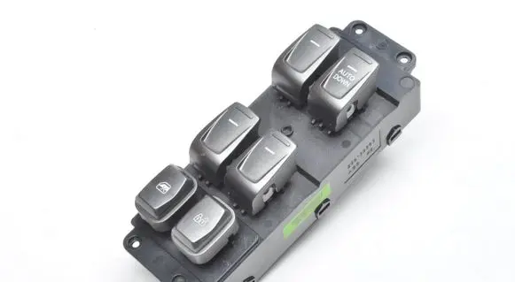 SsangYong Tivoli Quarter vent window switch 85812-35200