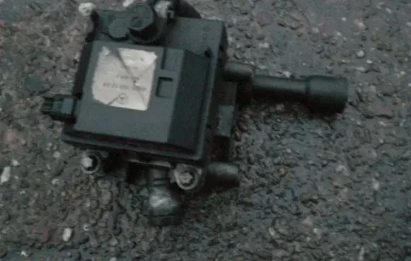 Mercedes-Benz S W220 Electric auxiliary coolant/water pump