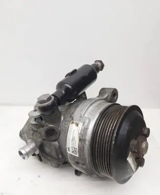 BMW X5 E70 Power steering pump 678102204 61289BAD LH2114433