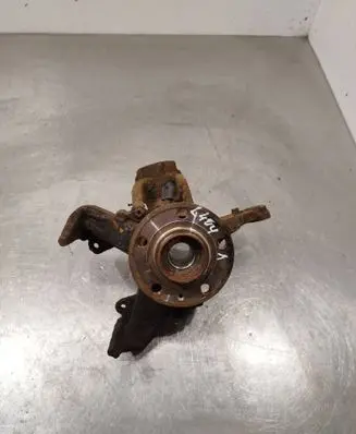 Volkswagen Polo V 6R Front wheel hub spindle knuckle