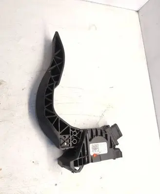 Audi Q7 4M Accelerator throttle pedal 8W1723523 6PV01164201