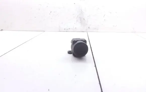 Rover 75 Fuel cut-off switch WQT100030