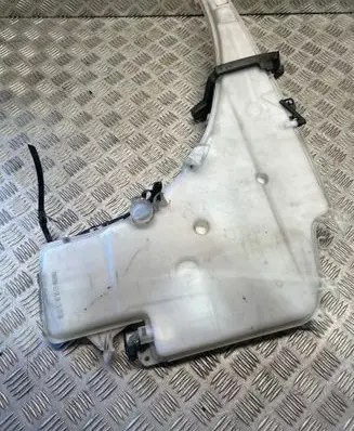BMW X1 E84 Windshield washer fluid reservoir/tank 7068998