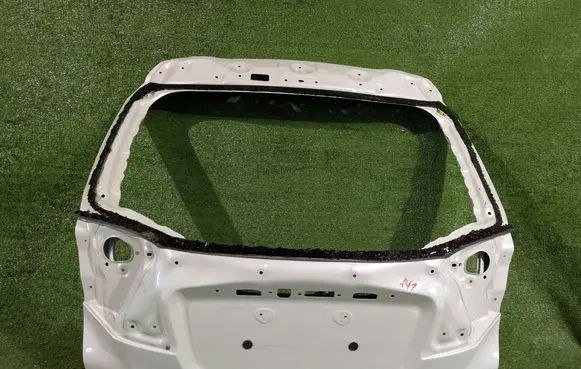 Toyota C-HR I Truck tailgate 
