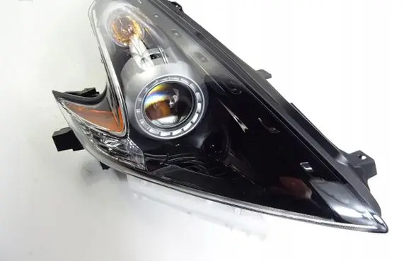 Nissan 370Z Headlight/headlamp