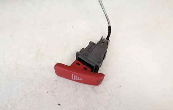 Toyota Auris 150 Hazard light switch 15b060
