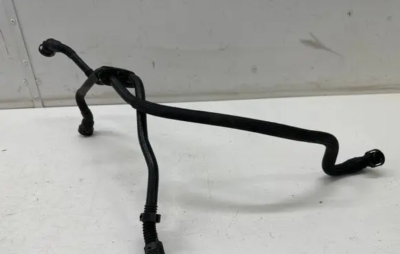 Mercedes-Benz A W177 Breather/breather pipe/hose 