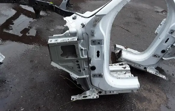 Volvo V60 Front quarter panel 31484841