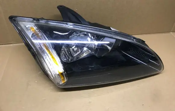 Ford Focus Headlight/headlamp 4M5113W029KE