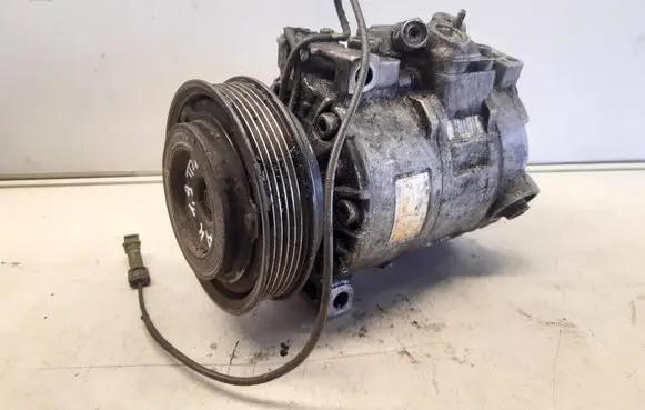 Audi A4 S4 B5 8D Air conditioning (A/C) compressor (pump) 4D0260808