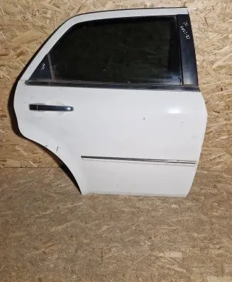 Chrysler 300 - 300C Rear door