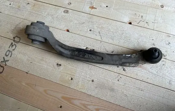 Audi A6 S6 C6 4F Front lower control arm/wishbone 4F0407694B