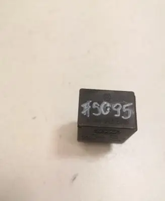 Mercedes-Benz E W212 Other relay A0035423019 A0035420419