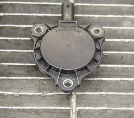 Mercedes-Benz GLK (X204) Turbo solenoid valve A2761560490