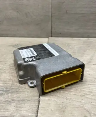 Volkswagen PASSAT B7 Airbag control unit/module 5N0959655R 221098111 23H16S1918