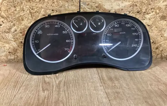 Peugeot 307 CC Speedometer (instrument cluster) 216748799 P9651299480 NS5758913Z