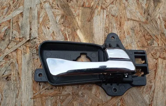 Hyundai i30 Front door interior handle 82623FD000
