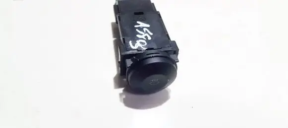 Fog light switch