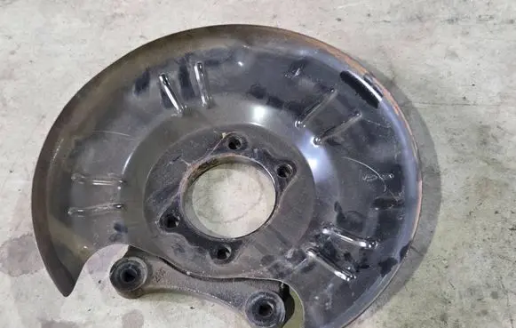 Hyundai i20 (BC3 BI3) Rear brake disc plate dust cover 58390Q0300