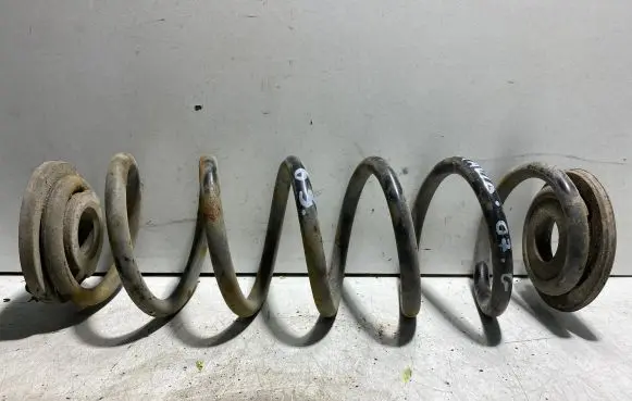 Skoda Octavia Mk2 (1Z) Rear coil spring