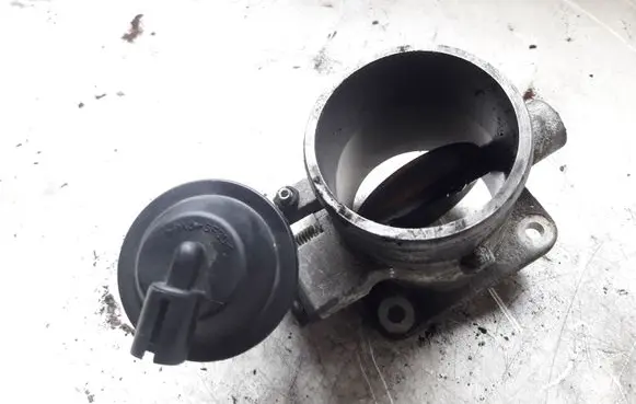 KIA Sorento Engine shut-off valve 3510027XXX