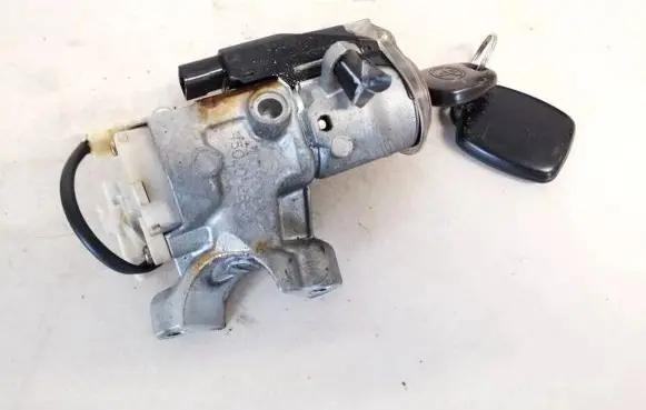 Toyota Avensis Verso Ignition lock 8978328061 89783-28061