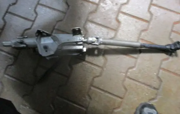 Volkswagen Crafter Steering wheel axle 2N0419501