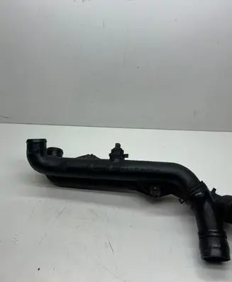 Volkswagen Golf III Intercooler hose/pipe 1H0145762