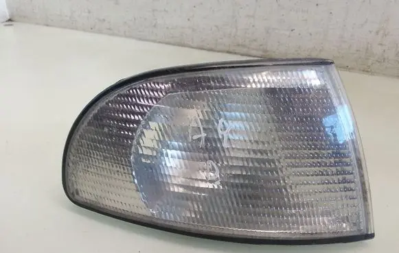 Front indicator light