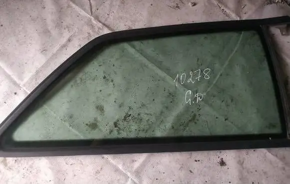 Audi A3 S3 8P Rear side window as2