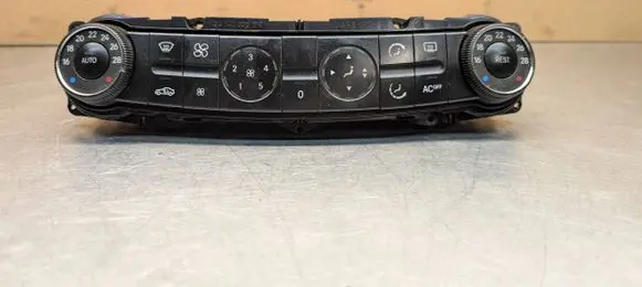 Mercedes-Benz E W211 Climate control unit 2118300385 4L0990007 00072502