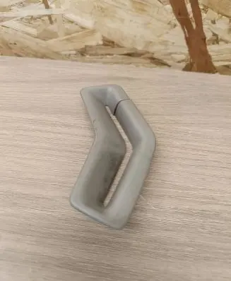 Volvo XC70 Seat belt trim SH0660