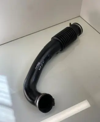 Ford Focus Air intake hose/pipe 3M519A673JE 4M519A673BA