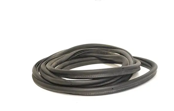 BMW 5 GT F07 Trunk rubber seal (body)