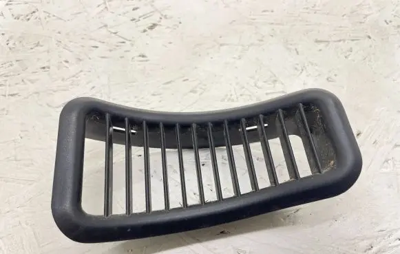 Volkswagen Transporter - Caravelle T4 Dashboard side air vent grill/cover trim 701819144B