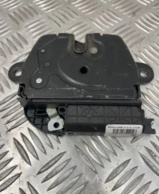 BMW 2 F46 Tailgate/trunk/boot lock/catch/latch 163672