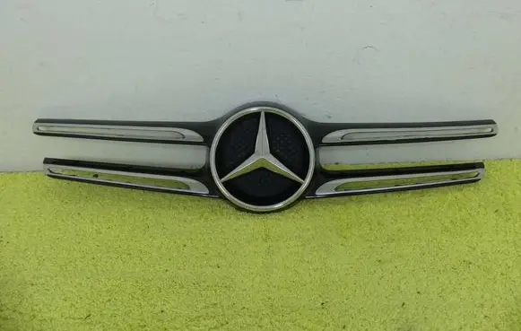 Mercedes-Benz GLC C253 Front grill 2538882200 2538882300 0008880160