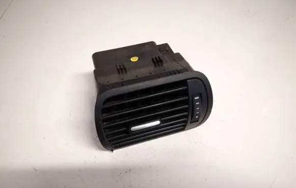 Audi A3 S3 8L Dash center air vent grill 8l0820901c