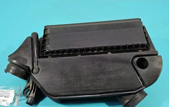 Opel Combo D Air filter box 51816590 IMPRK1443790