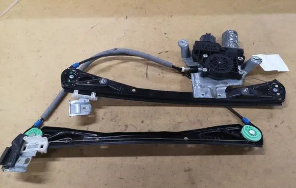 Jaguar S-Type Front door window regulator with motor 1822011558 12V0130821947