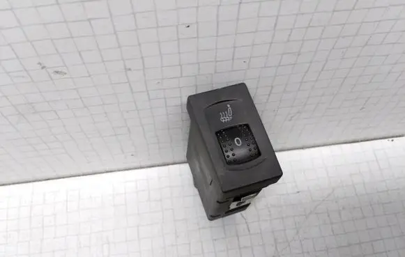 Volkswagen PASSAT B5.5 Seat heating switch 3B0963564D
