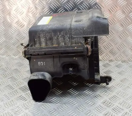 KIA Carens III Air filter box 281001D100