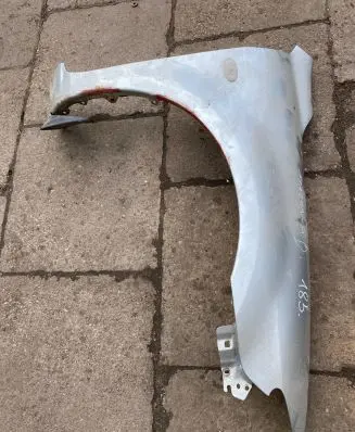 Mazda 626 Fender
