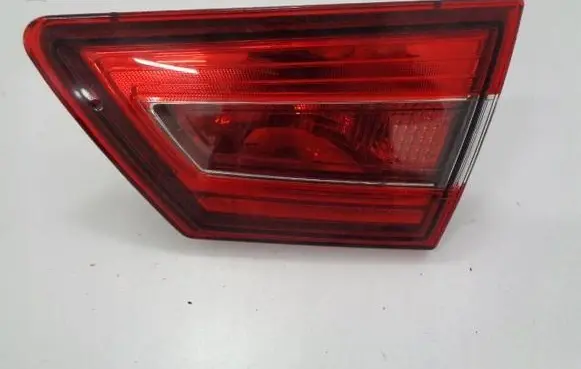 Renault Clio IV Tailgate rear/tail lights