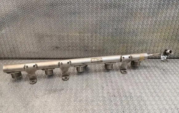 Audi A8 S8 D3 4E Fuel main line pipe 07L133315A