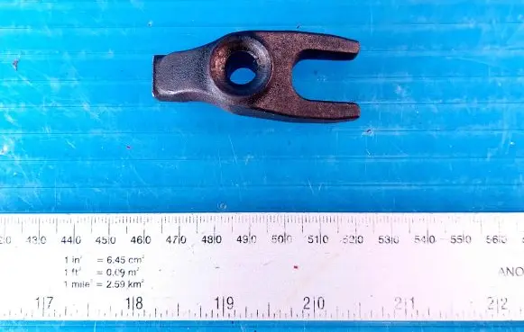 Chrysler Voyager Fuel Injector clamp holder